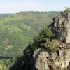Rocher du Saut du chien, en face de la Cascade du Saut du Chien, Viadne