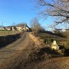 Sortie par le chemin  droite pour en trouver un autre juste en face