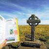 Croix de Rode : dpart de la randonne au Signal de Mailhebiau, en Lozre