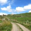 Sur le PR en randonne vers la Cascade du Droc, Aubrac