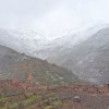 La neige tombe sur le village