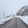 La route est bloque par la neige