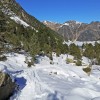 Monte vers le refuge, on s'loigne du lac
