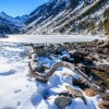 Au bord du lac de Gaube en hiver
