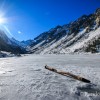 Lac de Gaube sous la neige et la glace