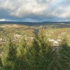 Vue depuis l'autre ct sur la ville