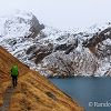 Nous longeons le lac de la Sassire