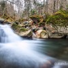 Grosse cascades dans le bois de Bu