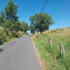 On longe la route un petit moment