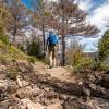Le sentier descend vers Eglazines