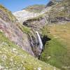 La cascade qu'on voit de trs loin