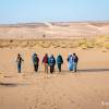 Le groupe avance  une bonne allure dans le dsert