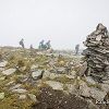 On marche dans le brouillard vers la gare du Montenvers