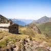 Cabane de Maucapra qui domine la valle