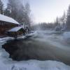 Photo La cabane devant le pont de Myllykoski La cabane devant le pont de Myllykoski