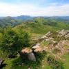 Au sommet du Mondarrain dans le Pays-Basque
