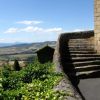 Usson et le Puy de Dme au loin