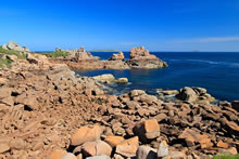 Sentier des Douaniers sur la Cte de Granit Rose