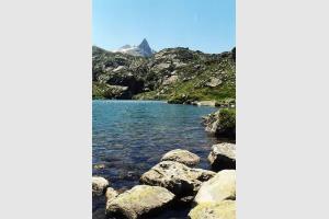 Campanal de Larrens depuis le lac de la Glre