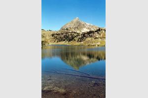 Pic de Bastan depuis les lacs du milieu