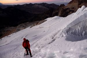 JP bien couvert pour lutter contre le froid, il est environ 6h45