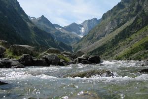 Vue sur le Vignemale depuis le lac de Gaube