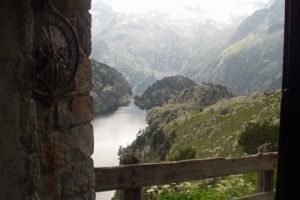 Vue de l'entre du refuge