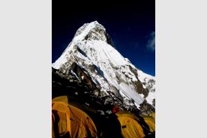 Climbing Ama Dablam 6800m 22,800ft