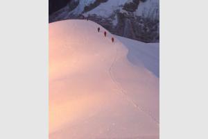 Trajet entre Huascaran Sur (22,205 ft) and Chopicalqui (20,848 ft)