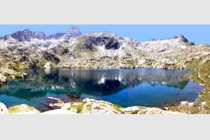 Nouvielle et ses lacs