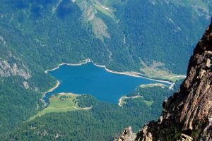 Lac de bious artigues depuis le sommet de l'Ossau
