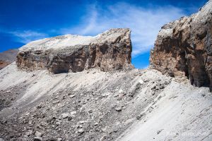 Brche de Roland depuis le versant espagnol, non loin du Pas des Isards