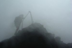 Randonnée au sommet du Piton de la Fournaise Piton de la Fournaise : Sommet du cratère Bory