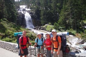 Devant la cascade prs du Pont d'Espagne