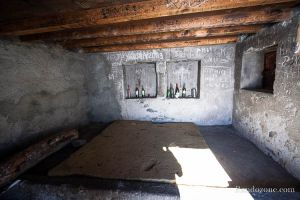 Intrieur de la cabane d'Aygues Cluses