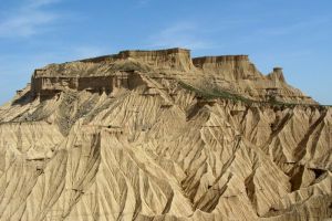 Formes gomtriques dans le dsert des Bardenas