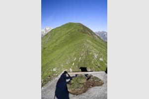 Bergons depuis le toit de la cabane de Bachebirou
