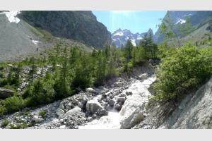 Descente du Glacier Blanc, retour au Pr de mme Carle