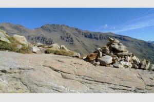 Cairn sur la monte au lac Palluel