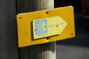 Voie de Raztan : chemin de Saint Jacques de Compostelle,  Ainhoa, Pays Basque