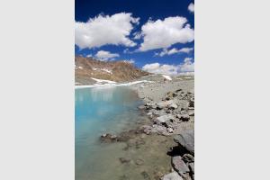 Au bord du lac du Glacier d'Arsine