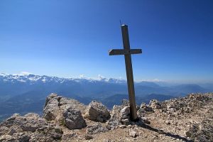 Croix au sommet de Chamechaude