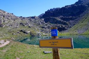 Nous arrivons au bord du lac du Serpent