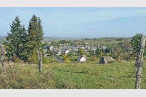 Le chemin des granges de Nasbinals Nasbinals, joli village de Lozère