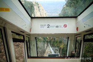 Dans la descente du funiculaire