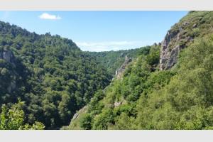 On commence  dcouvrir les gorges