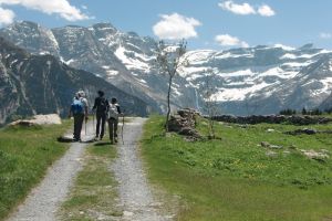 Sur le plateau de Saugu, face au Cirque de Gavarnie