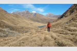 Descente vers le lac
