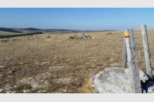 Balisage GRP sur le Causse