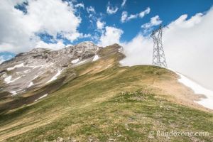 Nous sommes au col des Espcires